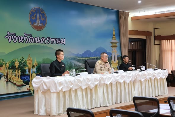 นครพนมเดินหน้า กรอ.จังหวัด ติดตามเศรษฐกิจ&ndash;เร่งโครงสร้างพื้นฐาน หนุนการค้าและลงทุนระยะยาว