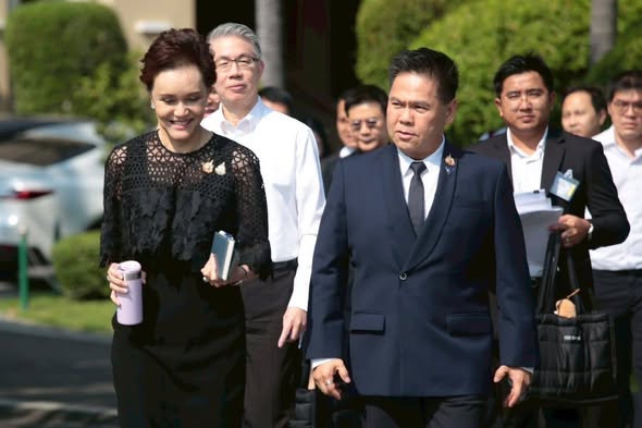 "ศุภจี - วราวุธ" ถกด่วนแก้ เม็ดพลาสติก ราคาพุ่ง สั่ง ก.อุตฯ ผนึก พาณิชย์ คุมสต็อก ดูแลทั้งห่วงโซ่ ดันรีไซเคิล